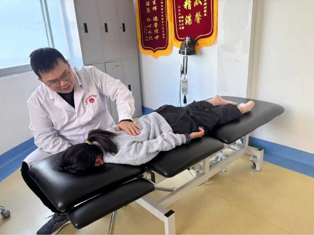 大学篮球队员如何从友谊赛中受益_0